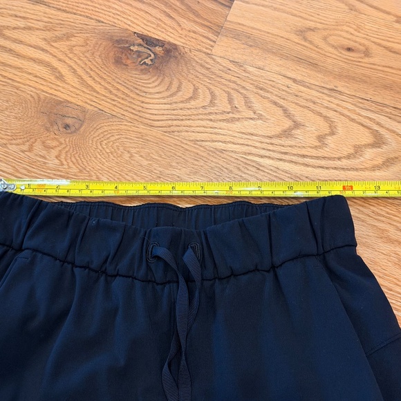 Lululemon Stretch High-Rise Jogger Full Length in Black (Size 2) - Picture 11 of 16